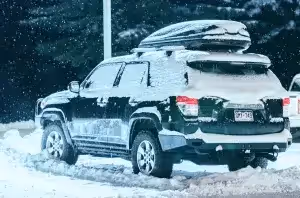 vehicle with cargo box in the winter