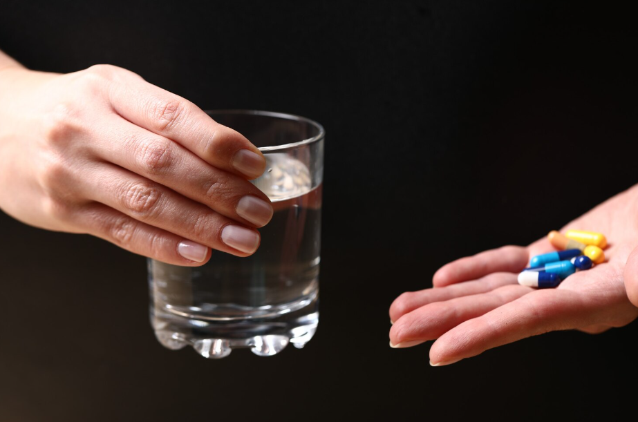 What Medications Are Used to Treat Alcohol Withdrawal Syndrome