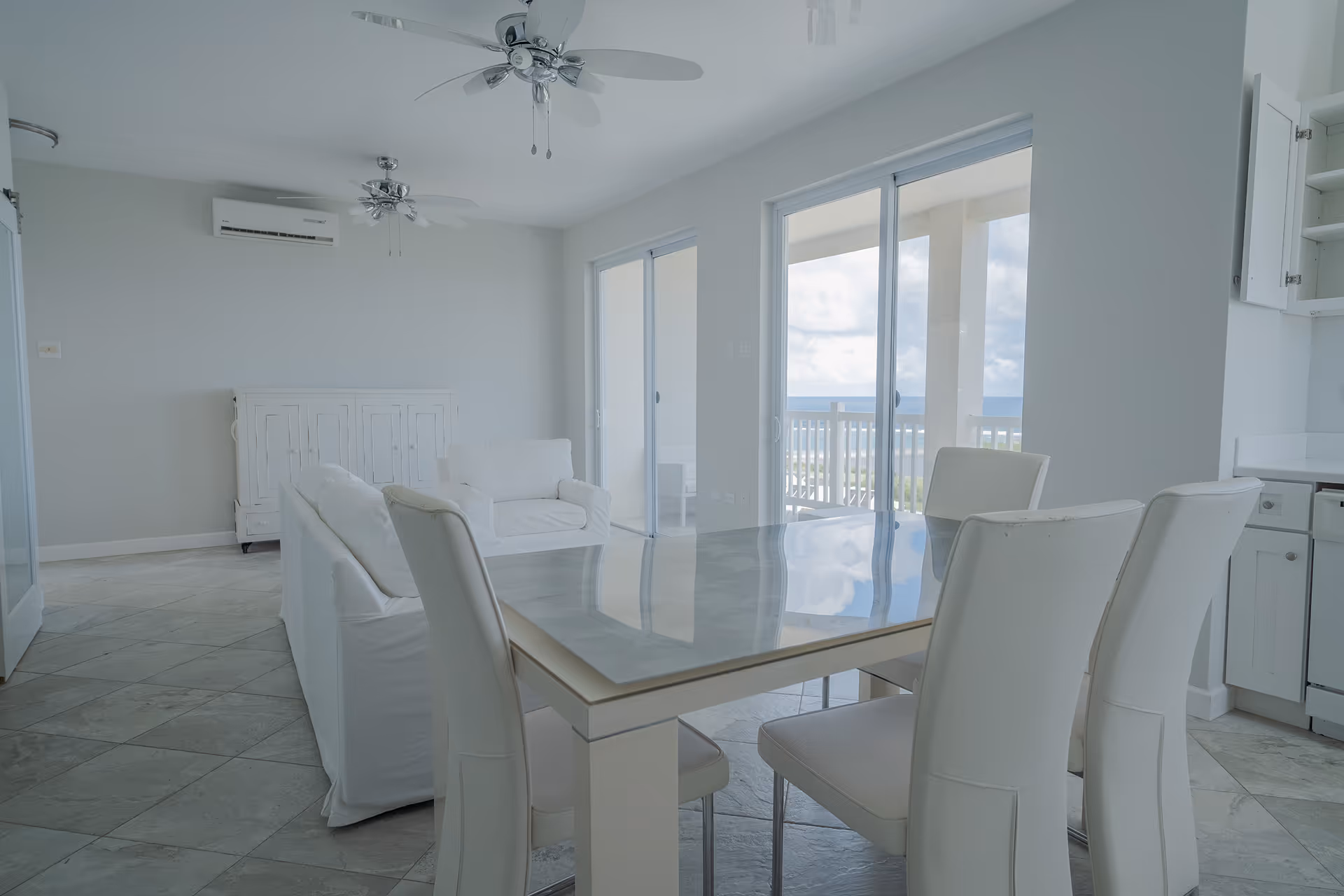 Appartamenti residenziali con vista sull'oceano a St. Kitts e Nevis