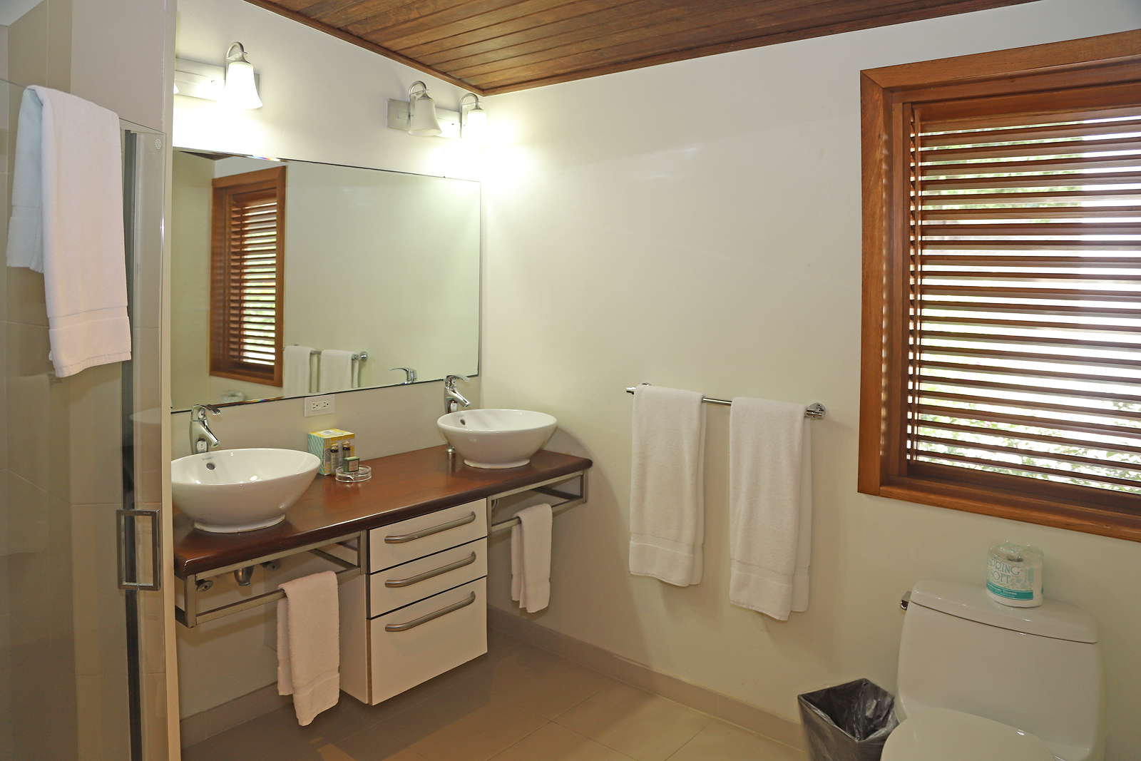 Beach-Adjacent Two-Bedroom Cottage in a Gated Coastal Community, Antigua — image 5 of 20 — Antigua and Barbuda