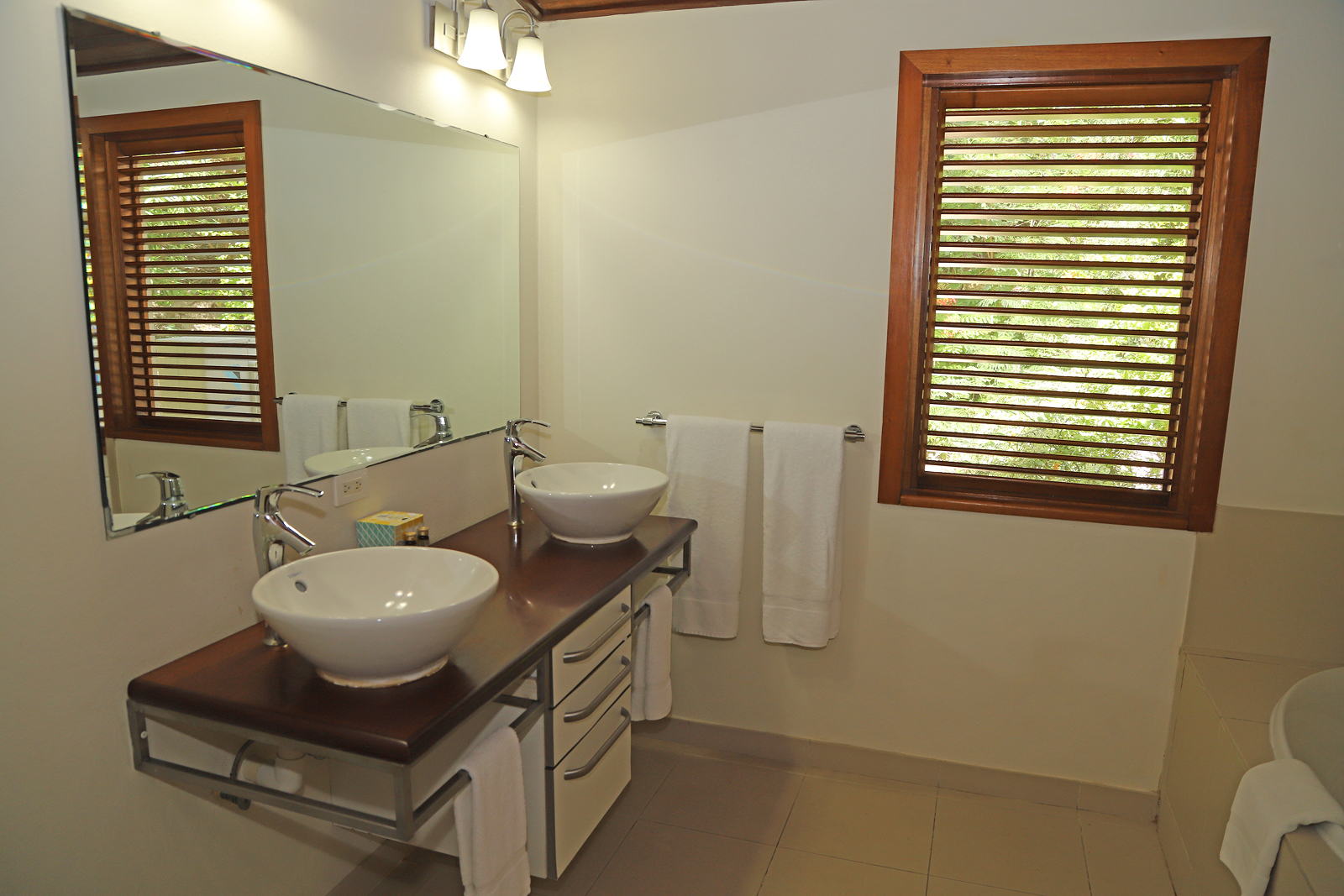 Beach-Adjacent Two-Bedroom Cottage in a Gated Coastal Community, Antigua — image 4 of 20 — Antigua and Barbuda