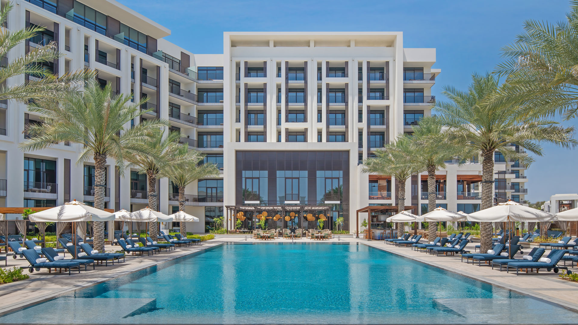 Ultra-Luxury Branded Residences in Muscat, Oman — image 6 of 9 — Shatti Al-Qurum, Muscat, Oman, Oman