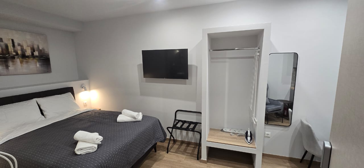 Contemporary Studio Apartments in Dafni — image 18 of 24 — Dafni, Greece
