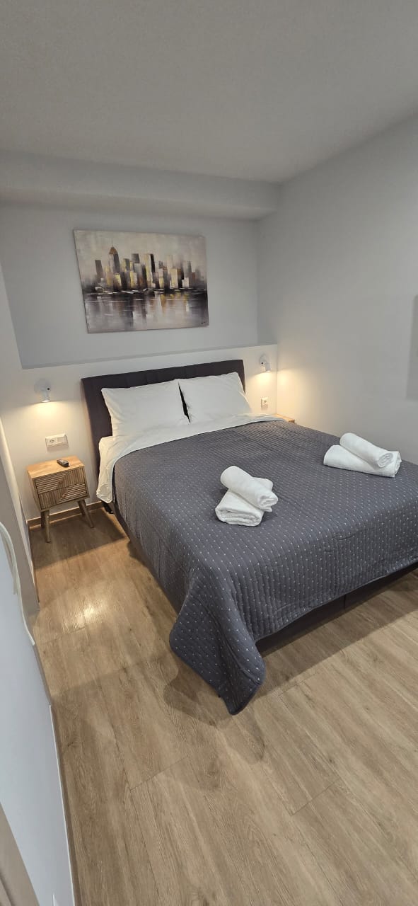 Contemporary Studio Apartments in Dafni — image 20 of 24 — Dafni, Greece