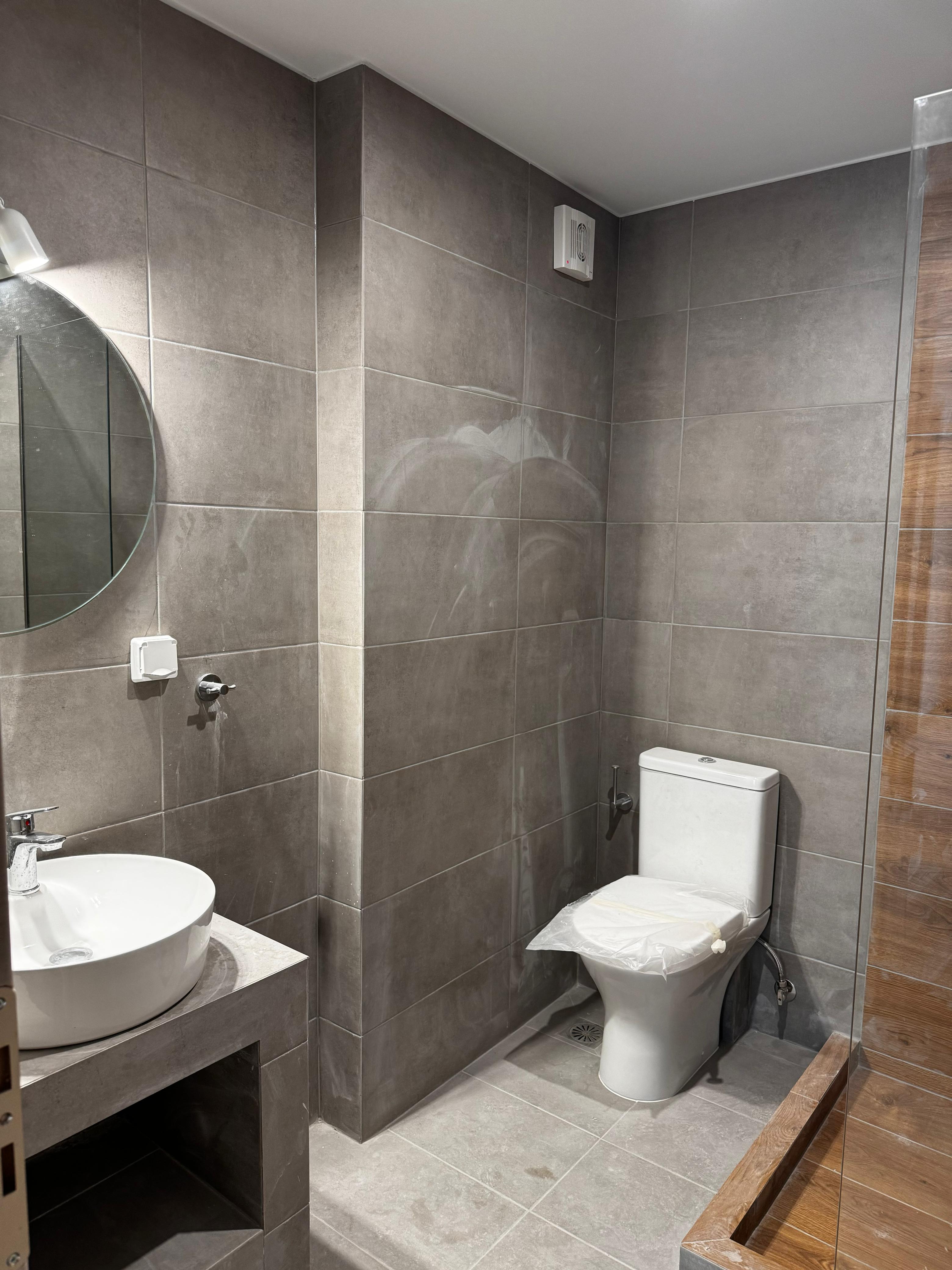 Contemporary Studio Apartments in Dafni — image 21 of 24 — Dafni, Greece