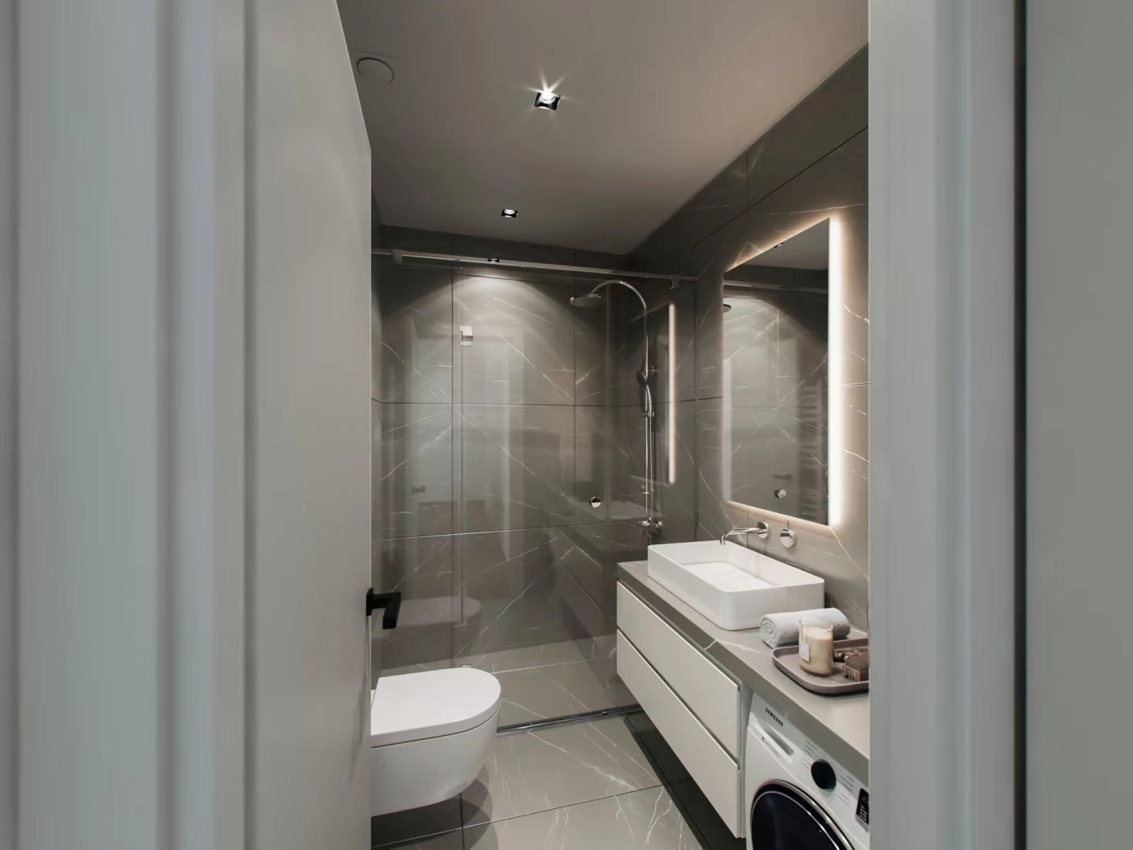 Smart Living & Investment Opportunity in Kallithea — image 5 of 16 — Greece
