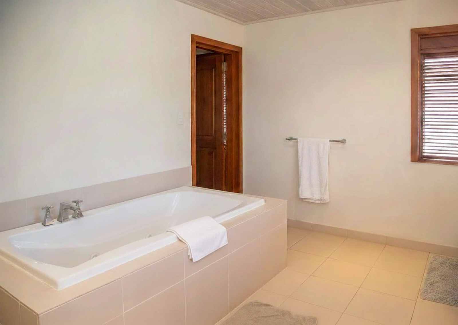 Antigua and Barbuda Luxury Waterfront Villa — image 7 of 7 — Antigua and Barbuda