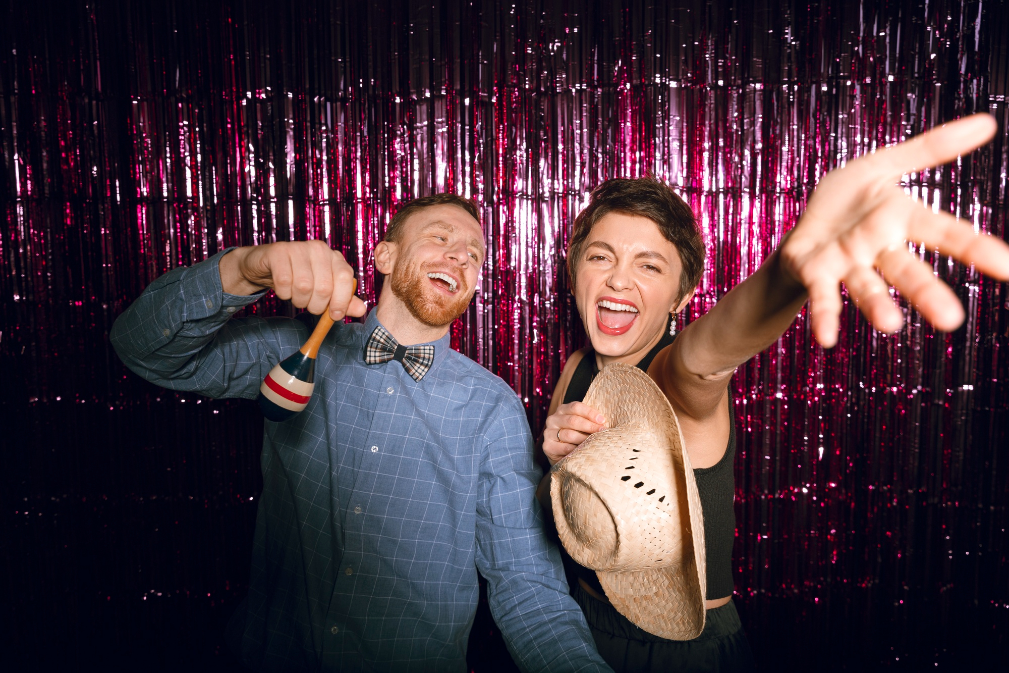 Wedding Photobooth Packages That Sell Like Crazy (With Esstart’s Camera Roll)