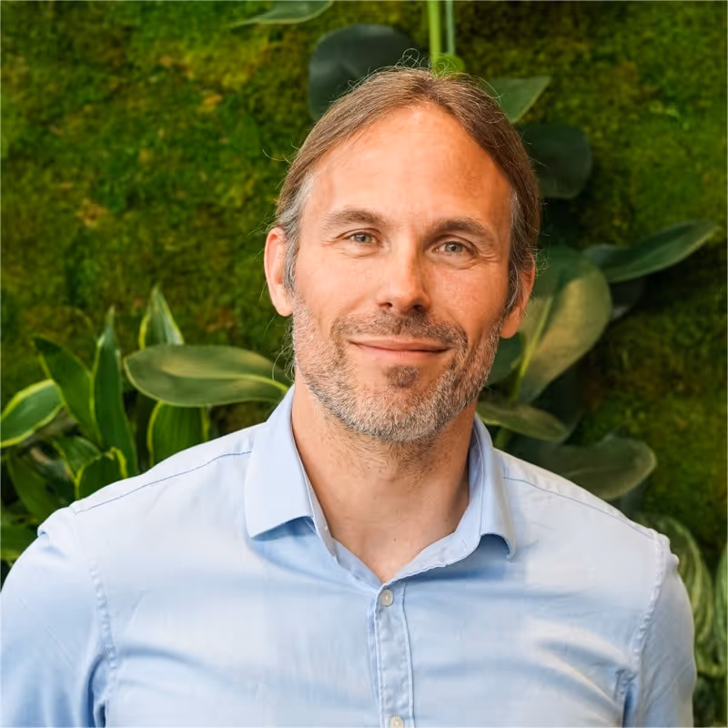 Stephen Dey