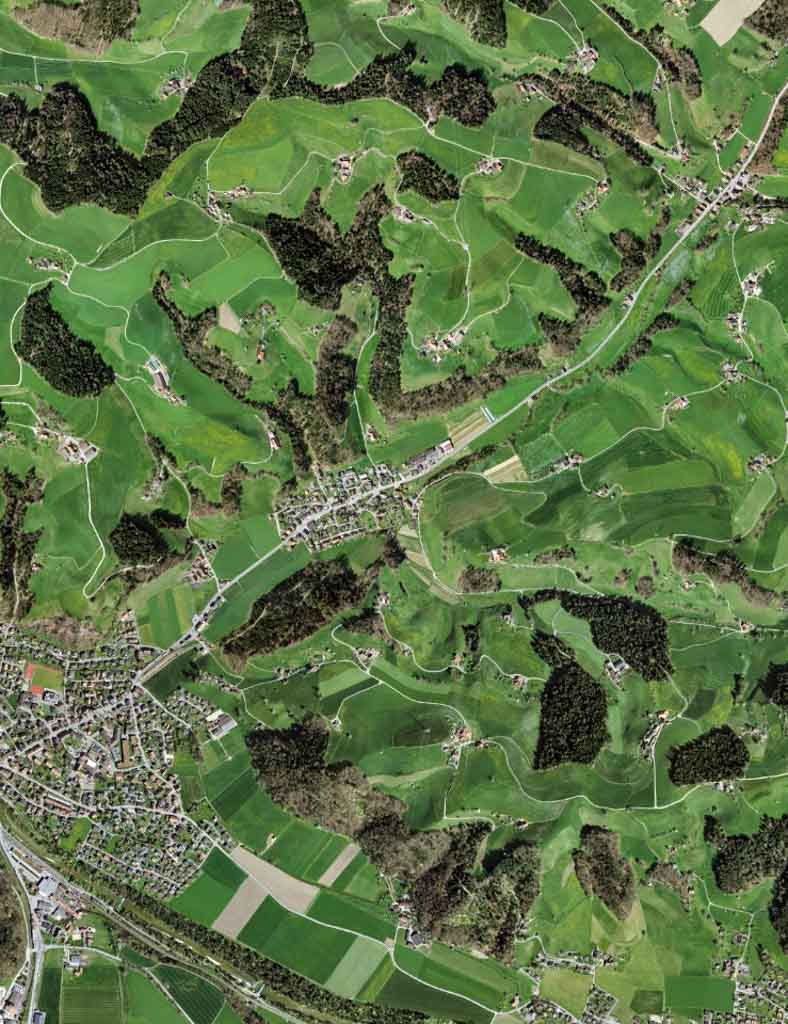 Luftaufnahme von Rüegsau