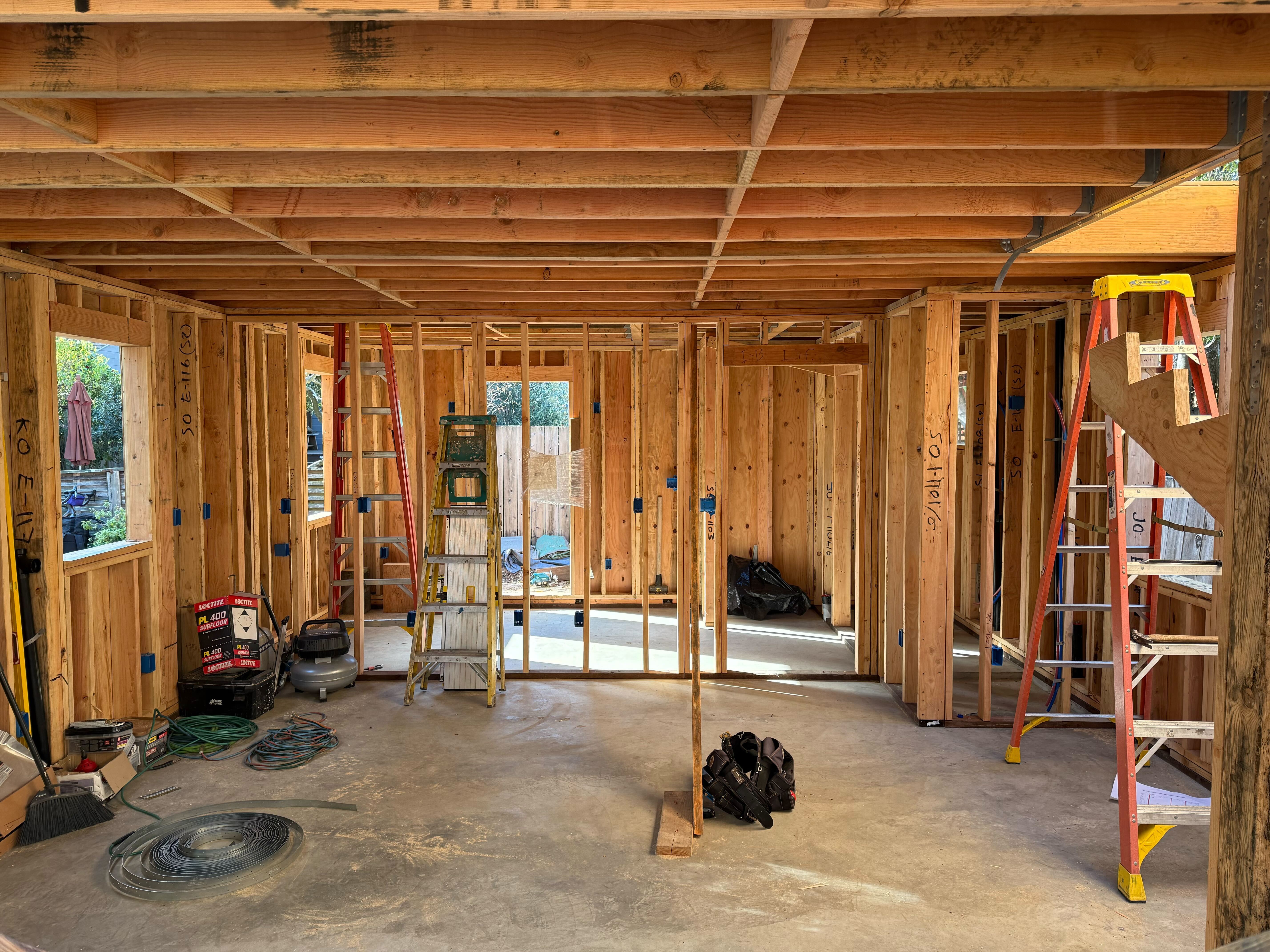 HOW TO CHOOSE THE RIGHT BUILDER?