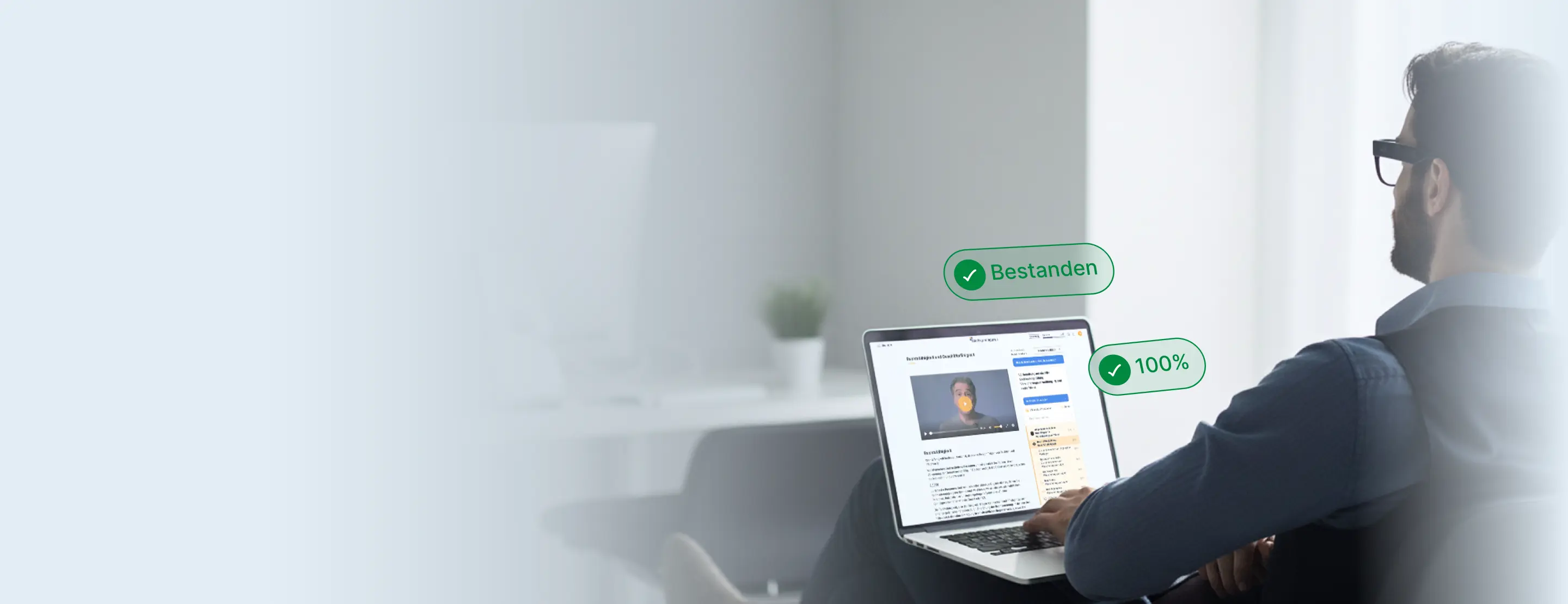 Mann am Notebook macht einen Kurs von Sachkundegurus