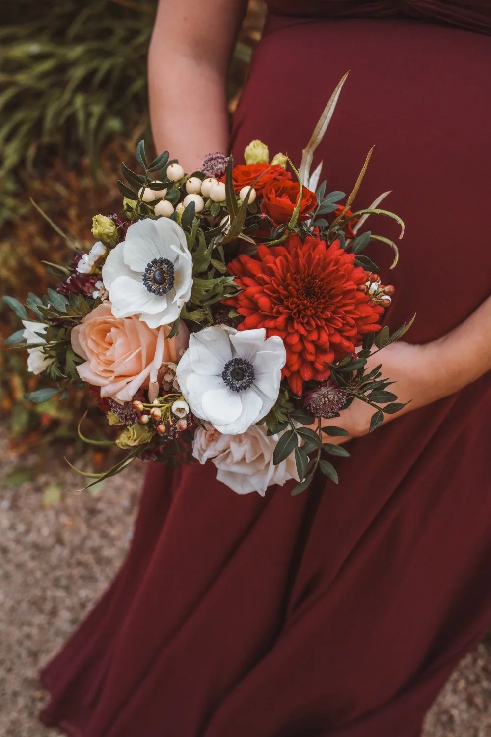 bridesmaids bright flower bouquet