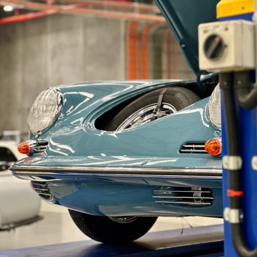 Jaunt Porsche 356 electric development