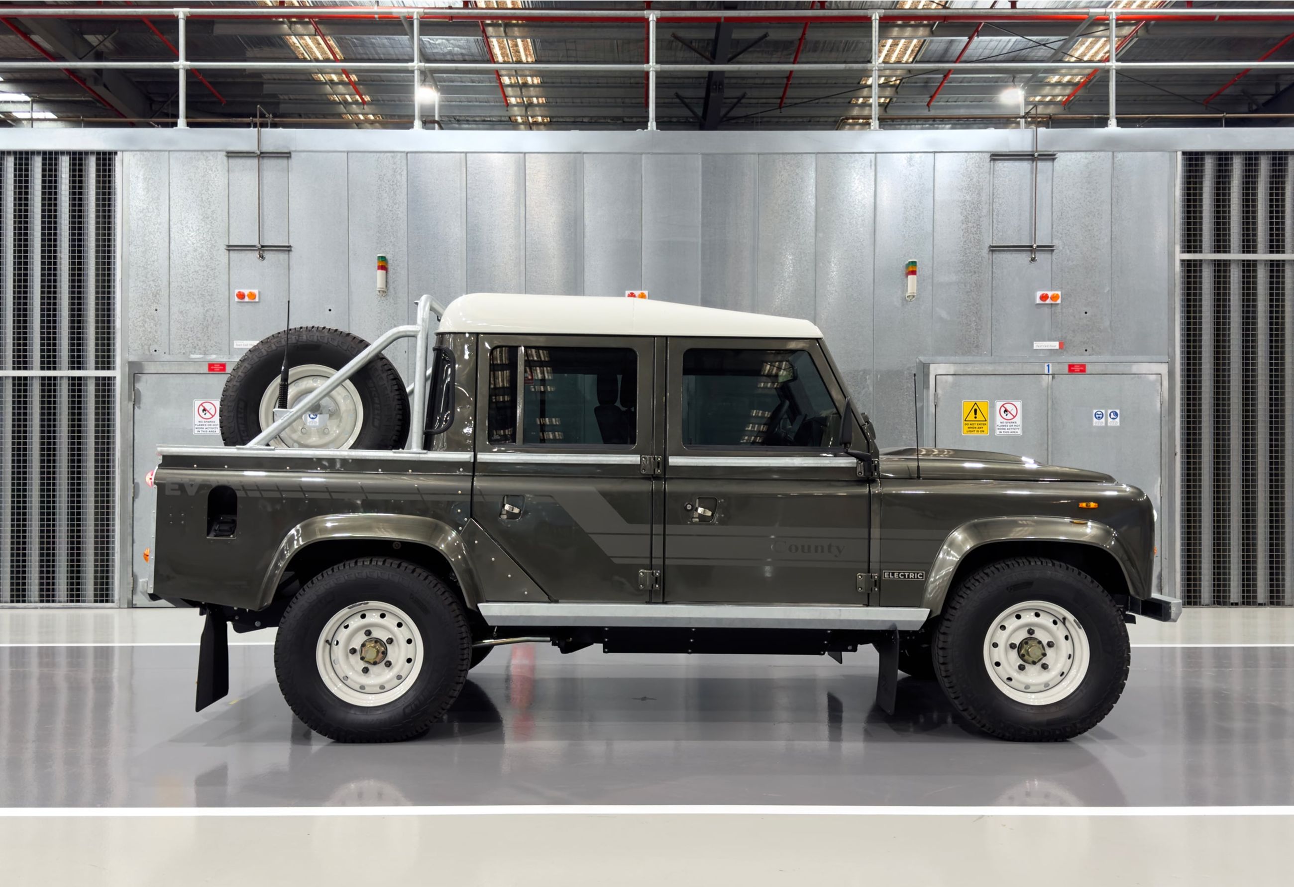 Utility Land Rovers Jaunt — Electric Land Rover Series | 400V, Hand-Built in Australia
