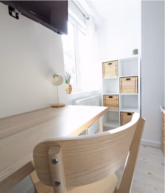 espace de travail lumineux