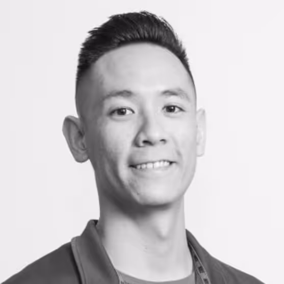 aaron headshot