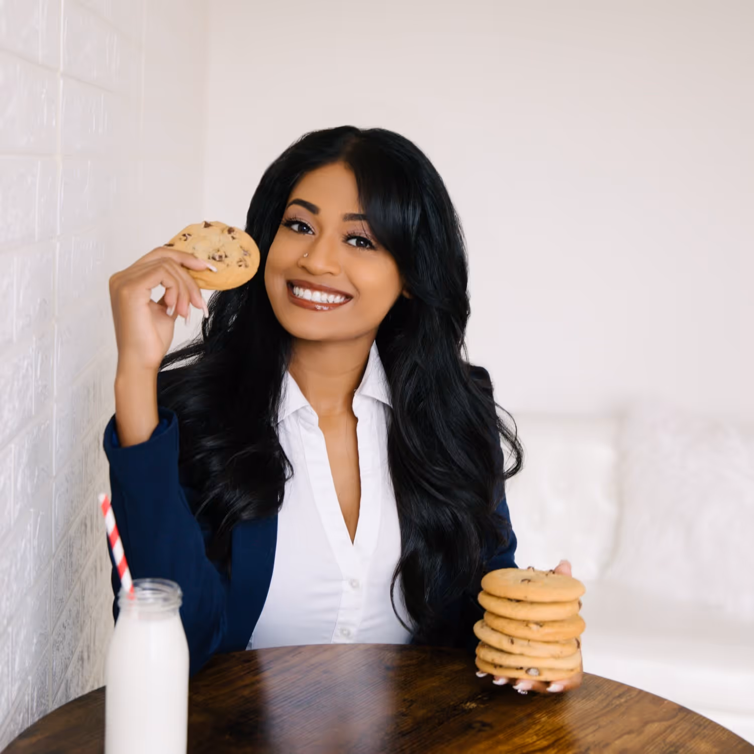 Sara Joy	Vedamanikam photo