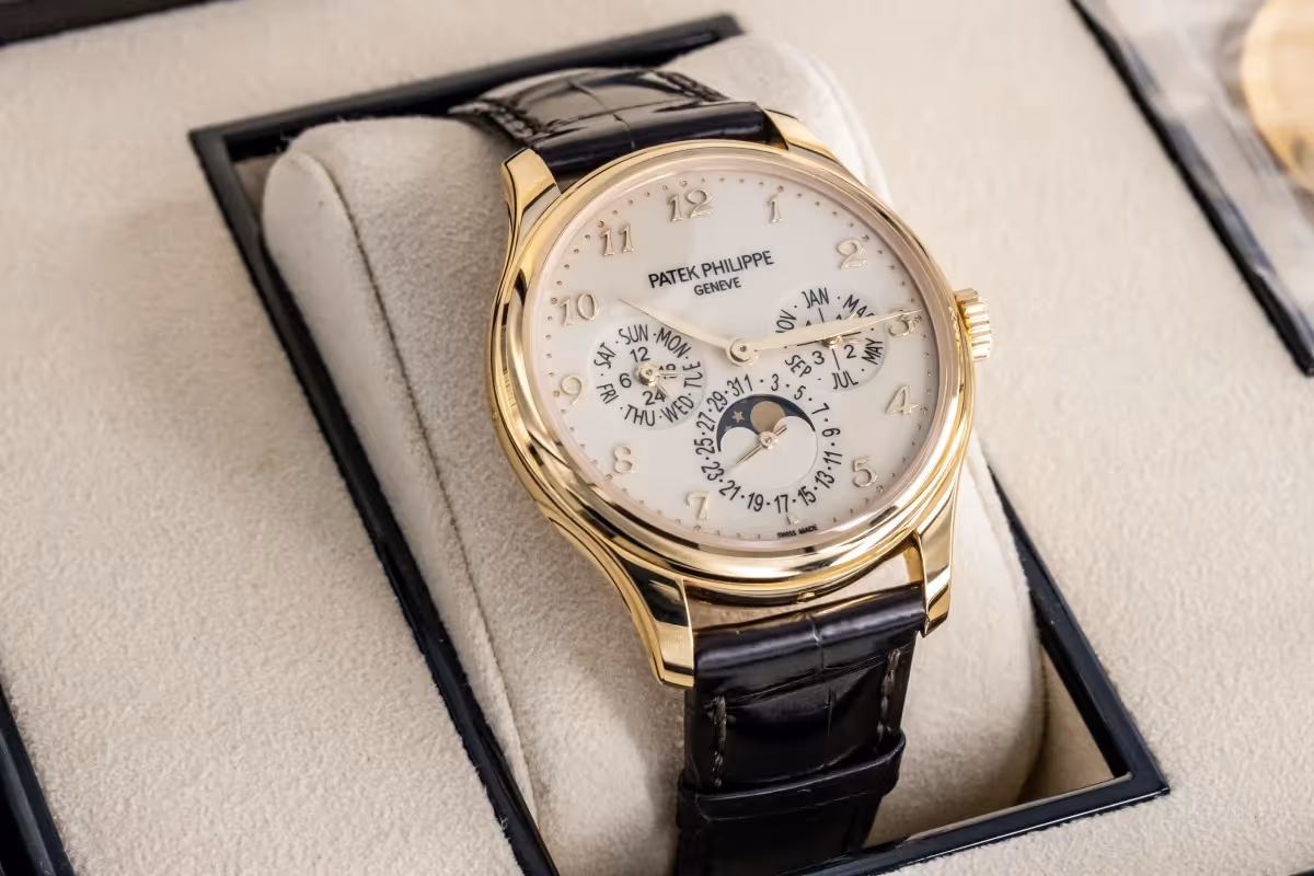 Patek Philippe 5327J-001