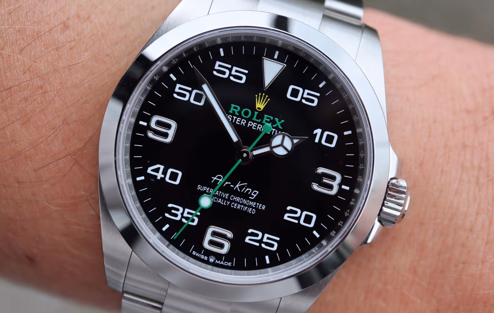 Serial Numbers on Rolex Watches – All You Need to Know