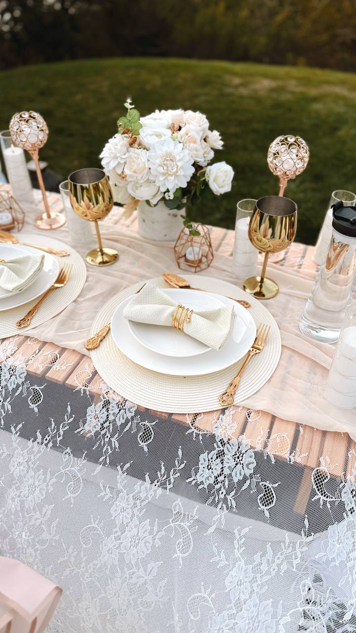 Bright table event table