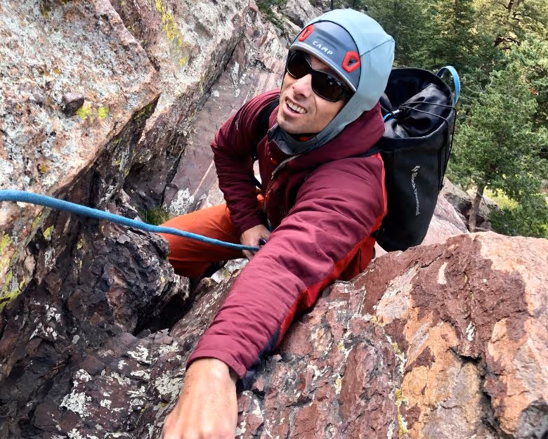 Boulder Rock Climbing Gallery Photo - young man rock climbing