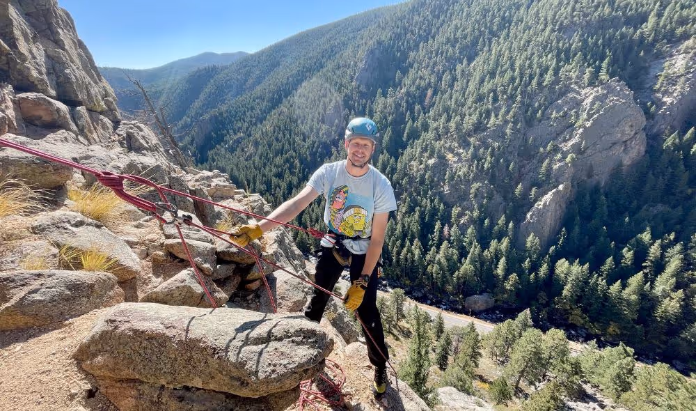 Man rock climbing in Boulder Canyon