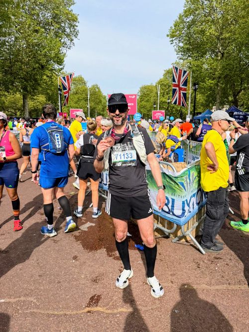 Steve Norman Completes the London Marathon for "Bliss" Charity