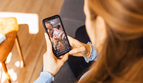 Conquer your fear of live selling