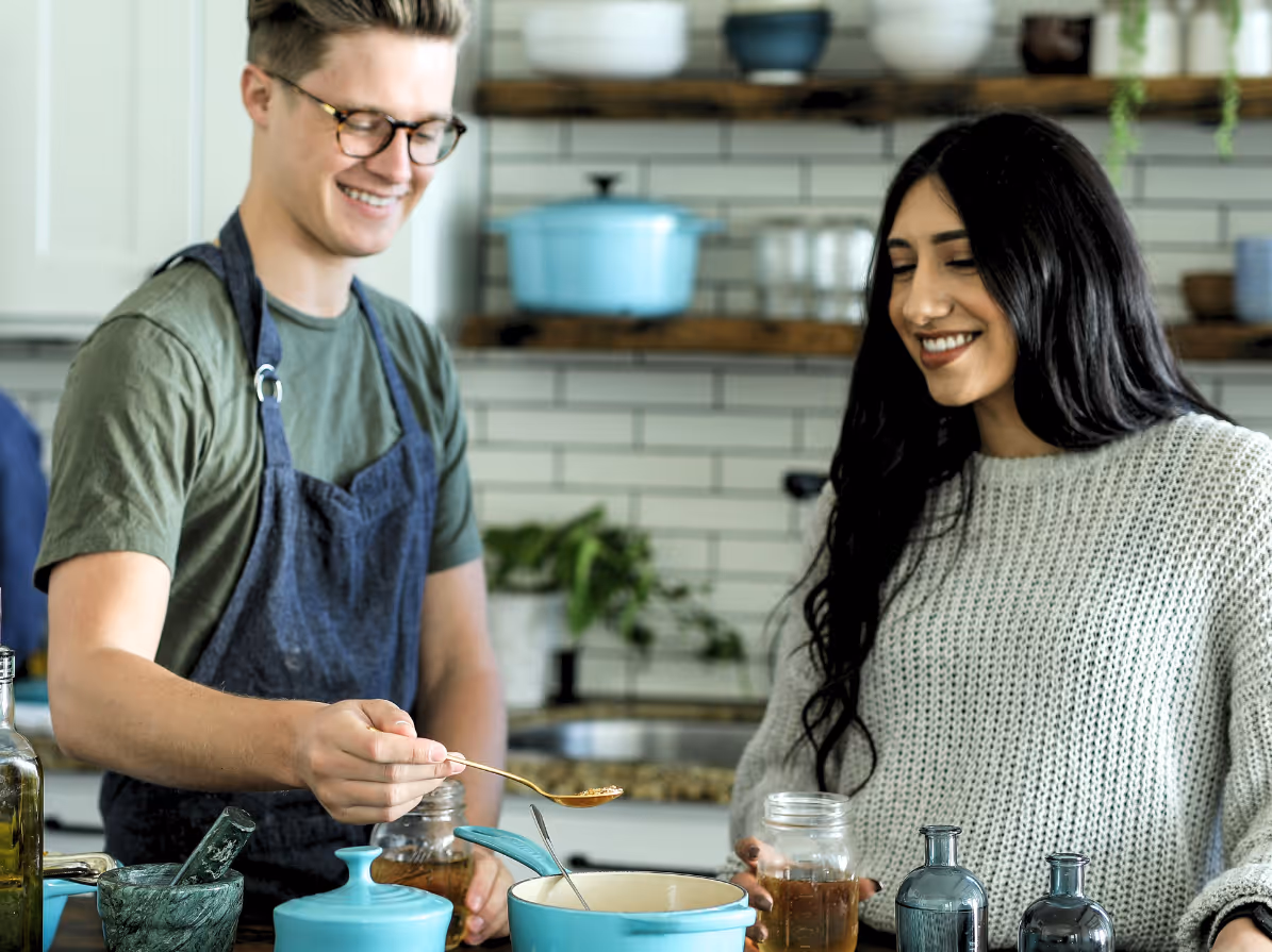 Cook, Click, Convert: How Kitchenware Brands Are Winning with Live Shopping