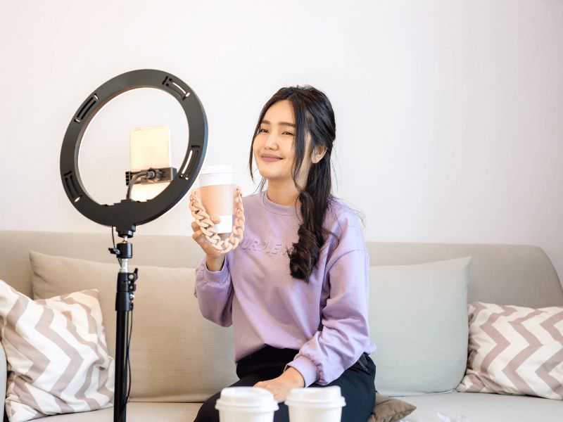 Live sales | ELISA.io