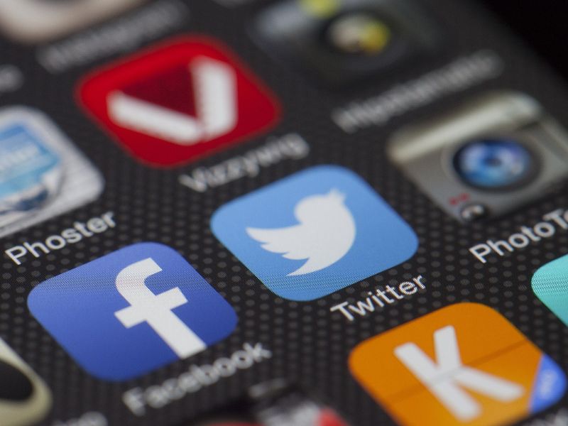 Sociale mediaplatforms | ELISA.io