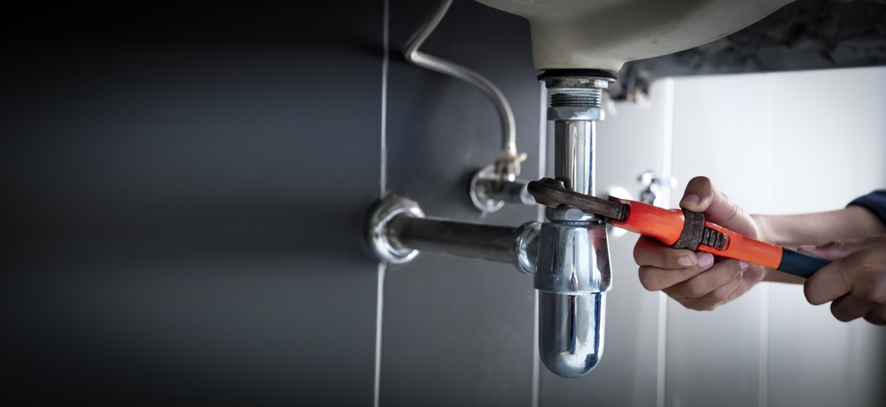 Addressing Plumbing Leaks in Aging HOA Communities