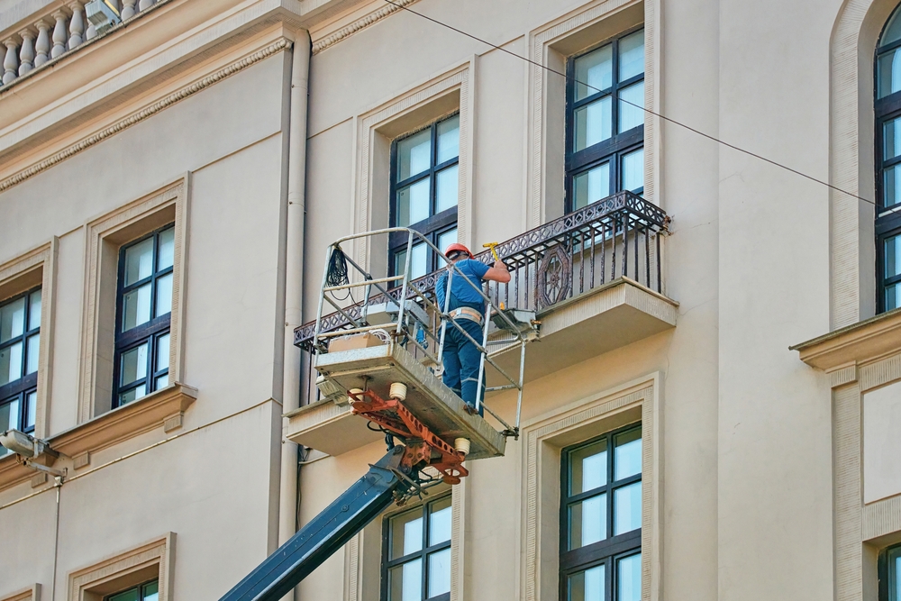 Why Every HOA Should Consider Workers’ Compensation Insurance