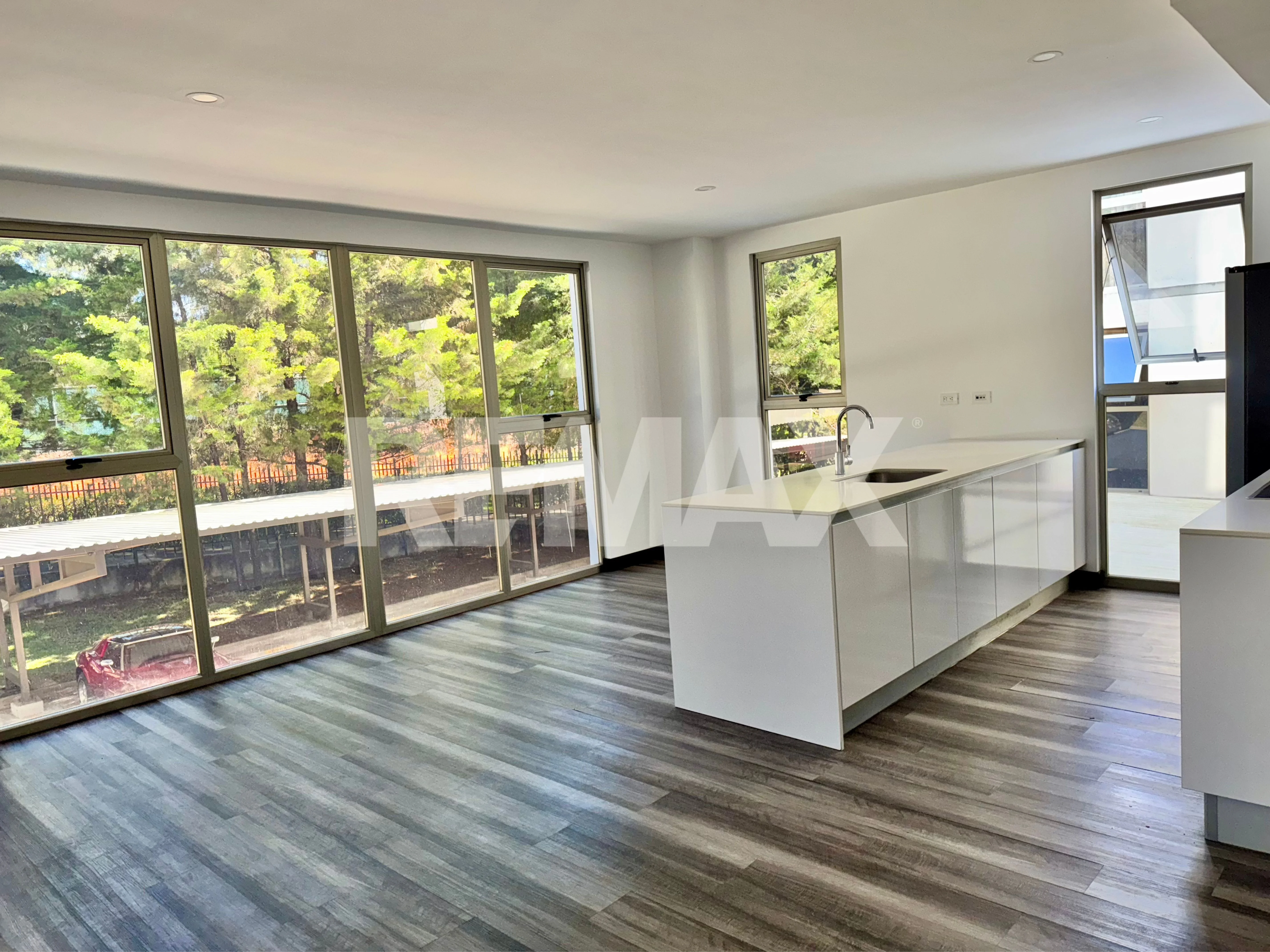 Iridia, Cañadas de Elgin Apartamento en Venta en zona 13