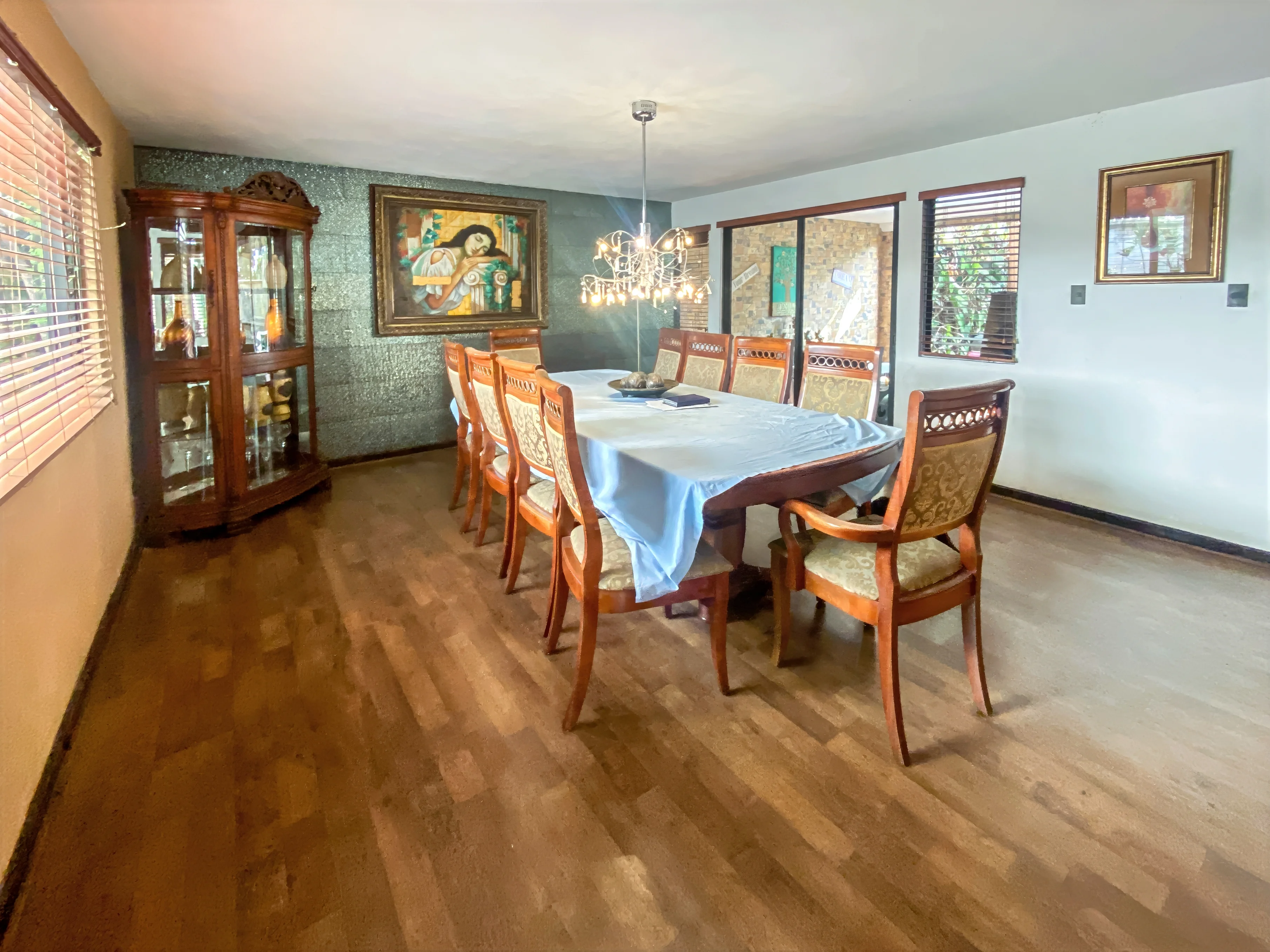 Condominio Windsor, casa en venta en San Cristóbal Zona 8 de Mixco