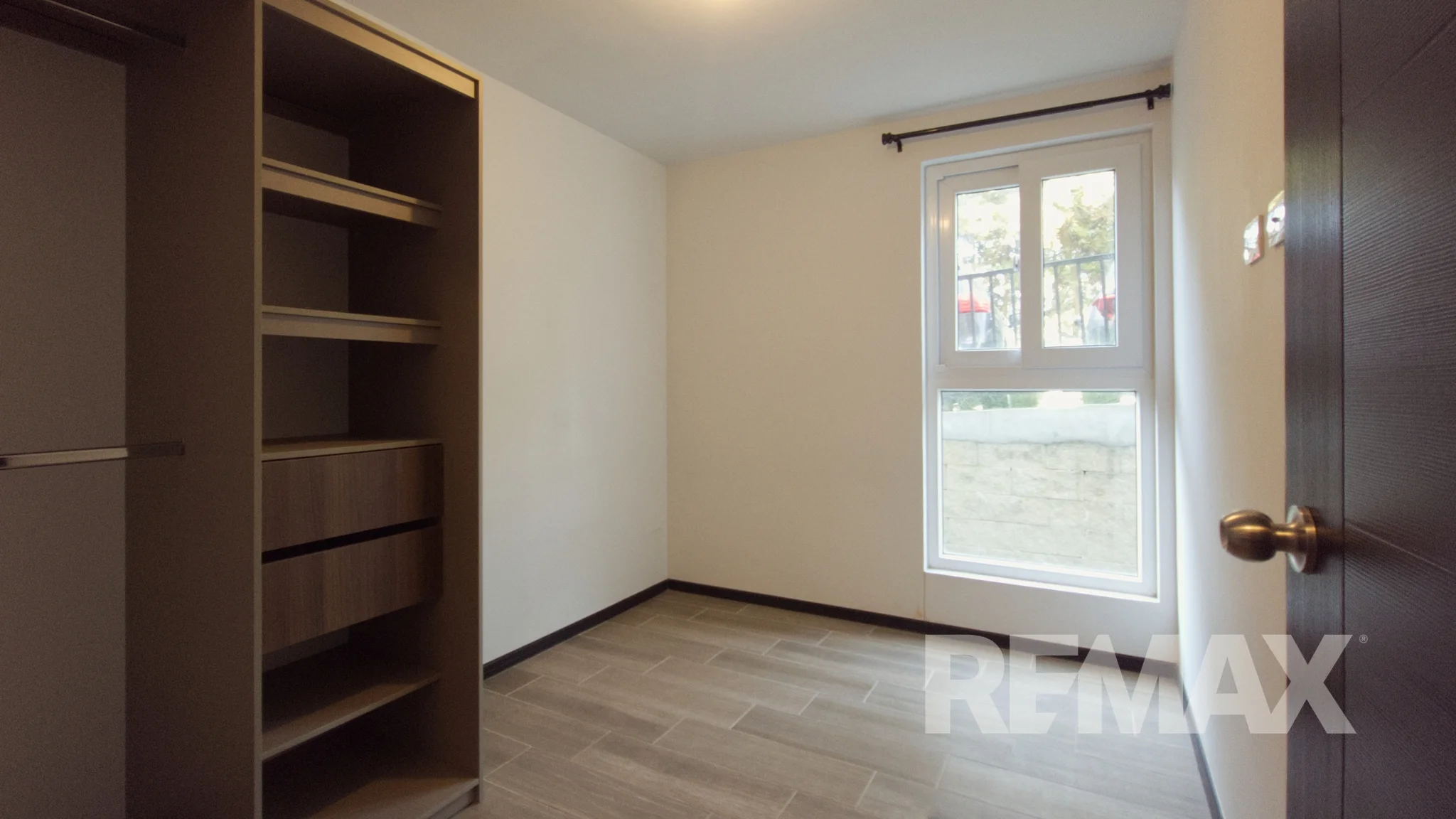 Apartamentos Adrano, Apartamento en renta en Santo Tomas Milpas Altas - Image 4