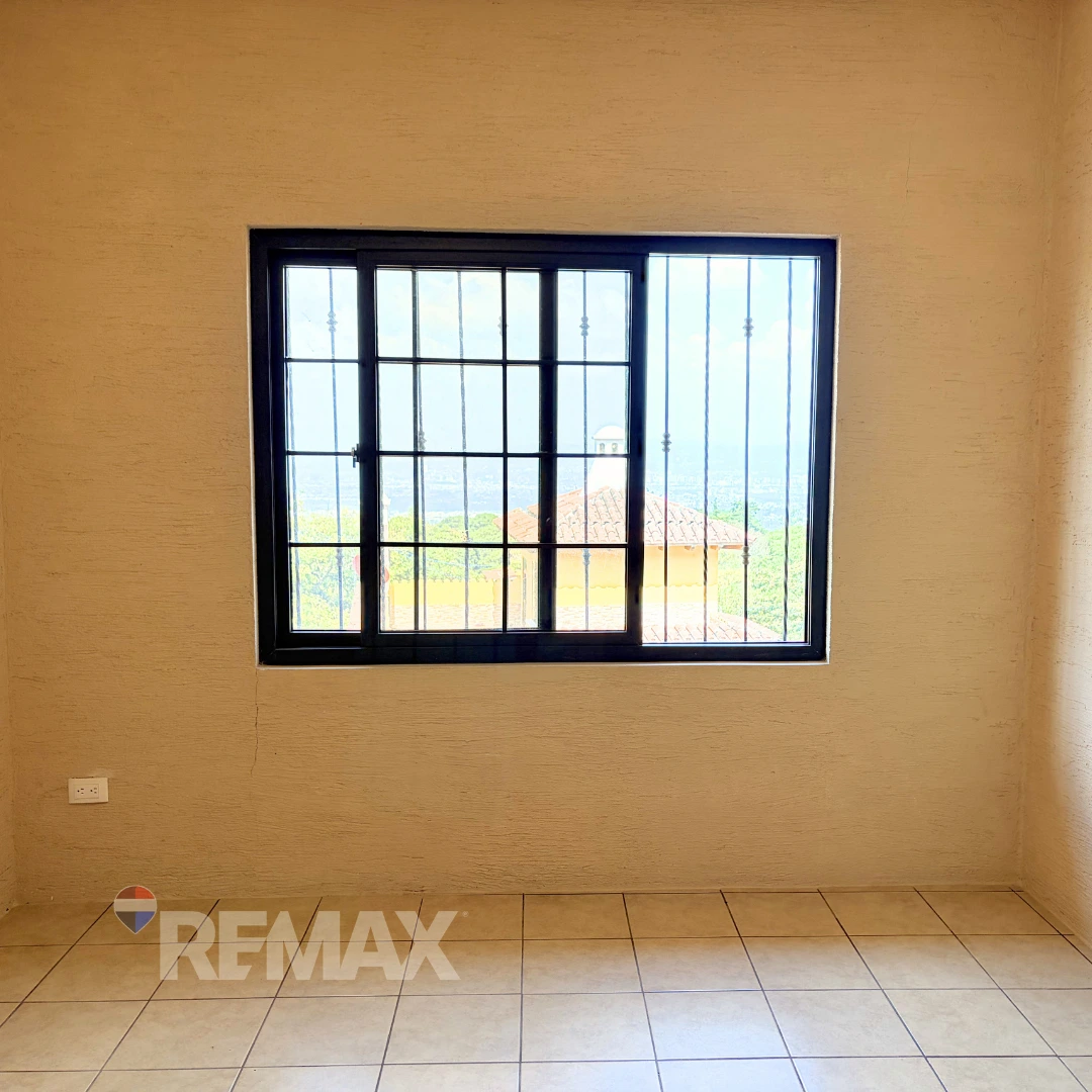 Lo de Coy, 2 Casas en Venta en Mixco - Image 5