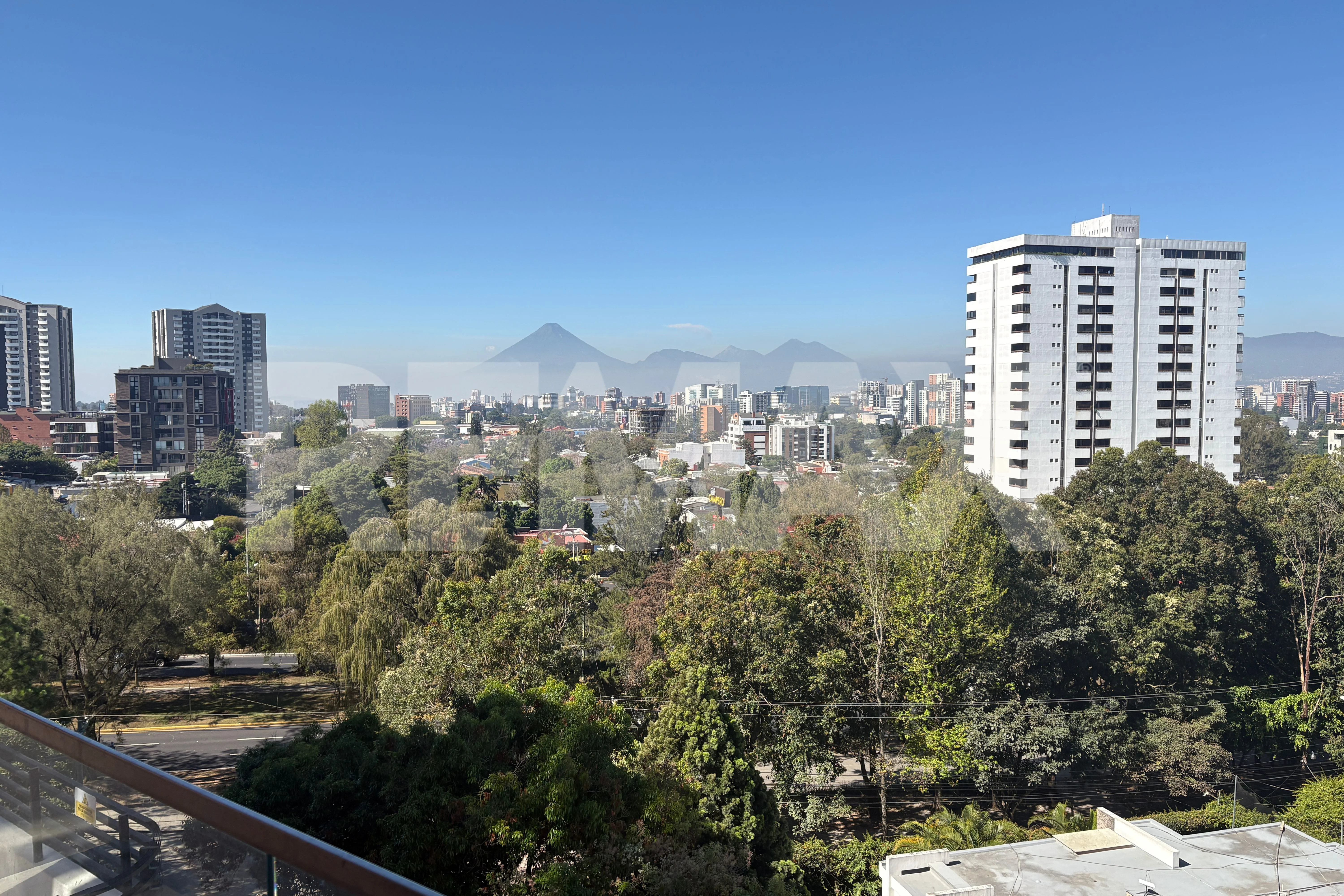 Baden, Apartamento en Renta en Zona 15 VH1