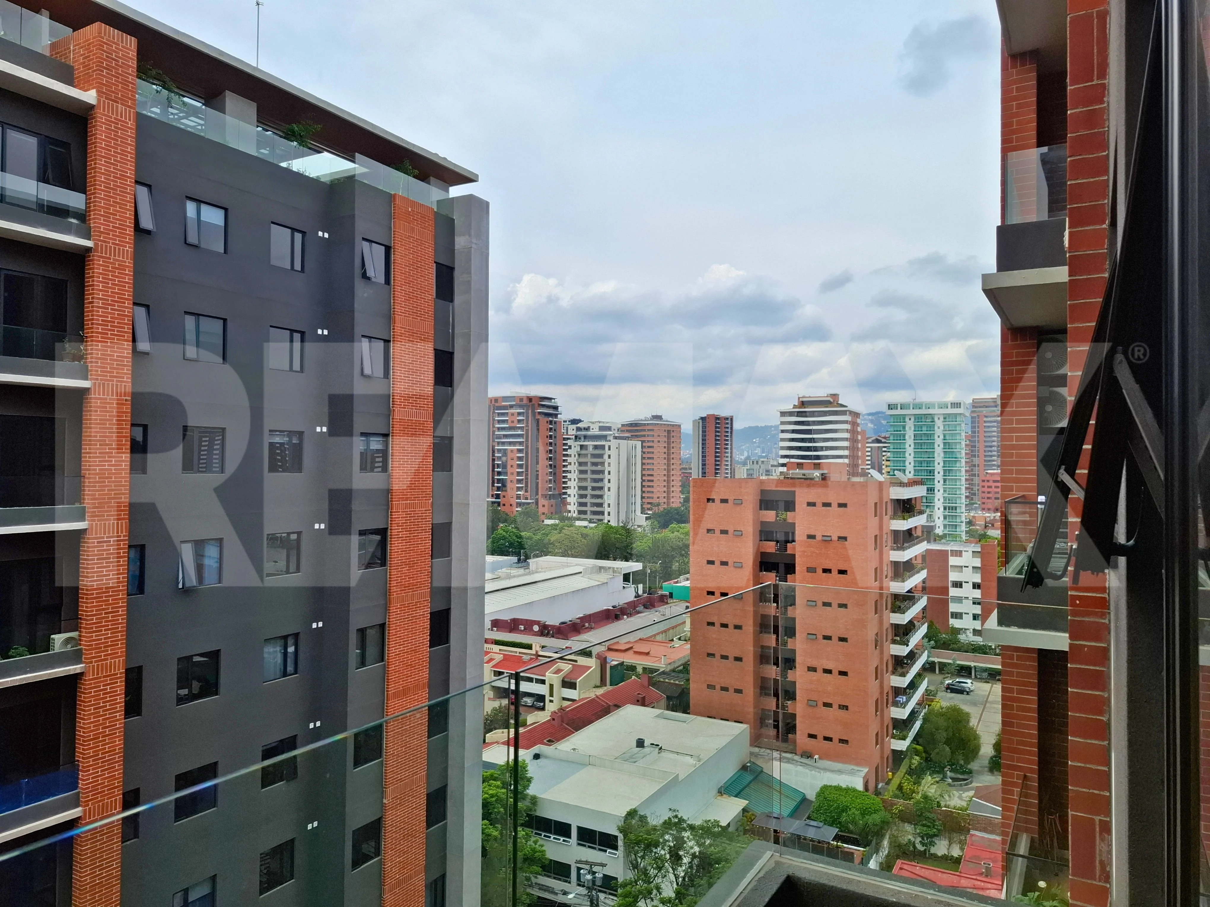 Essenza, Apartamento en renta, zona 13 - Image 5