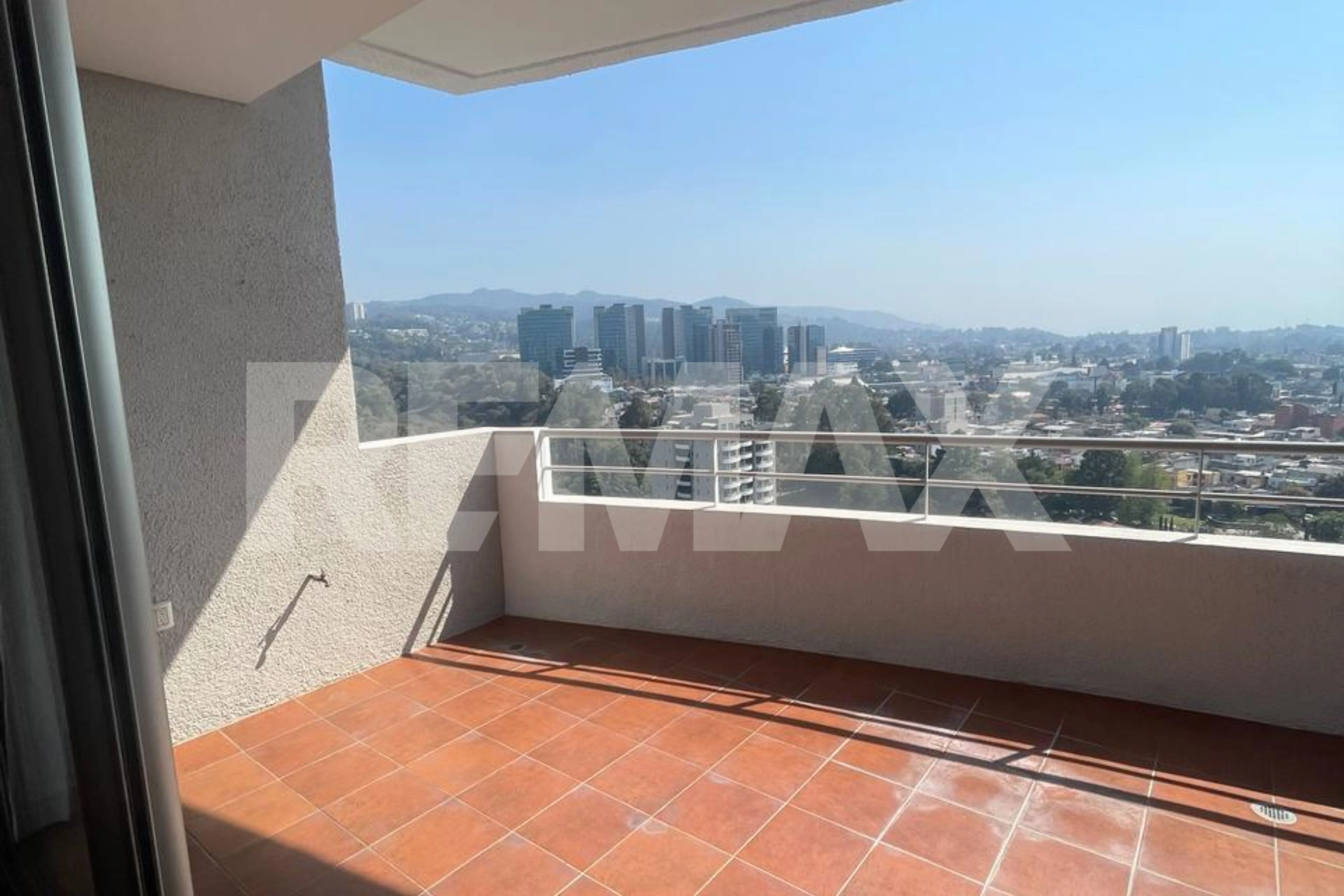 Botticelli, Apartamento en Renta en Zona 15 - Image 1