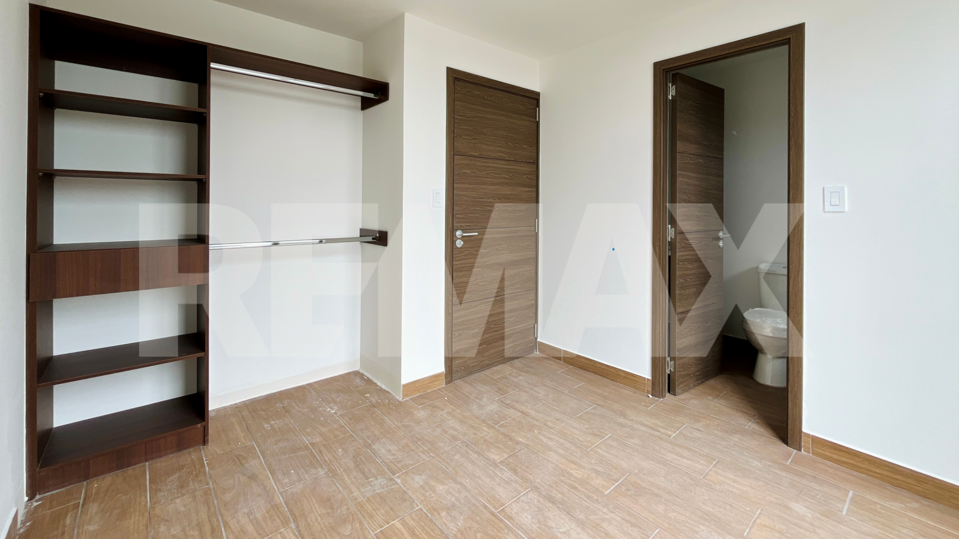 Torre Seis, Apartamento en Venta en Zona 6 - Miniatura 6