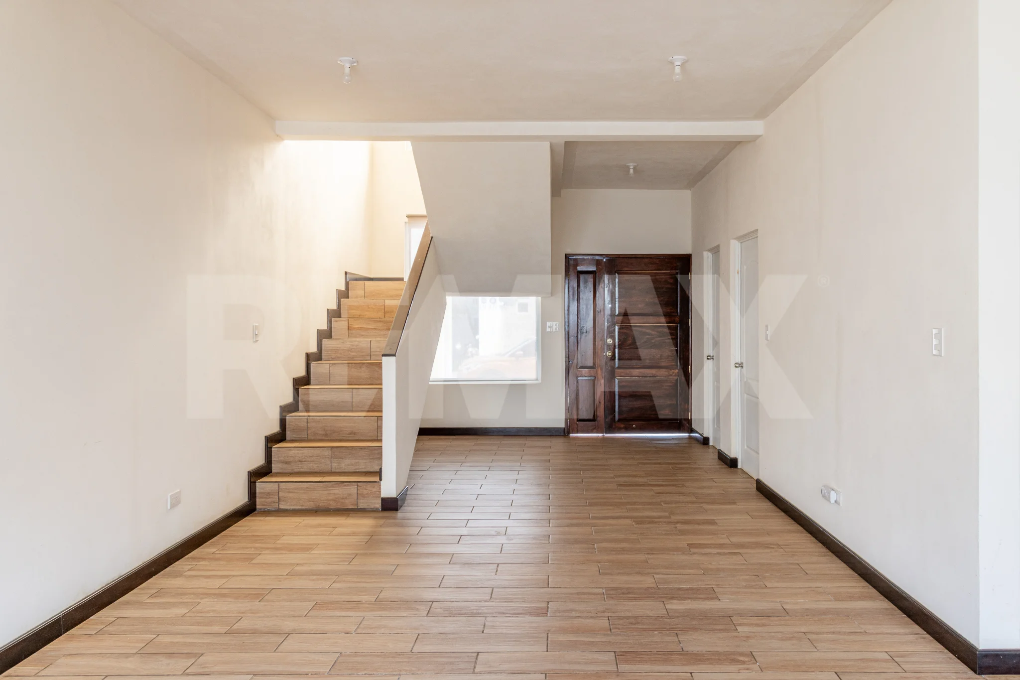 Residencial Lo De Valdez, Casa en Renta, San José Pinula - Image 4