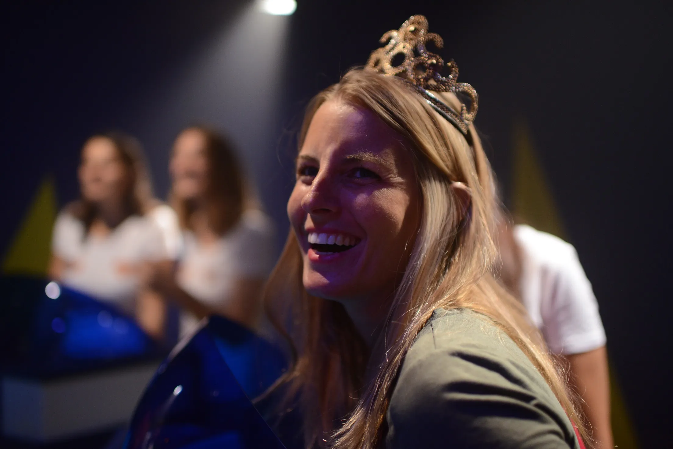 Un groupe de femmes fêtent un EVJF chez Quiz Room