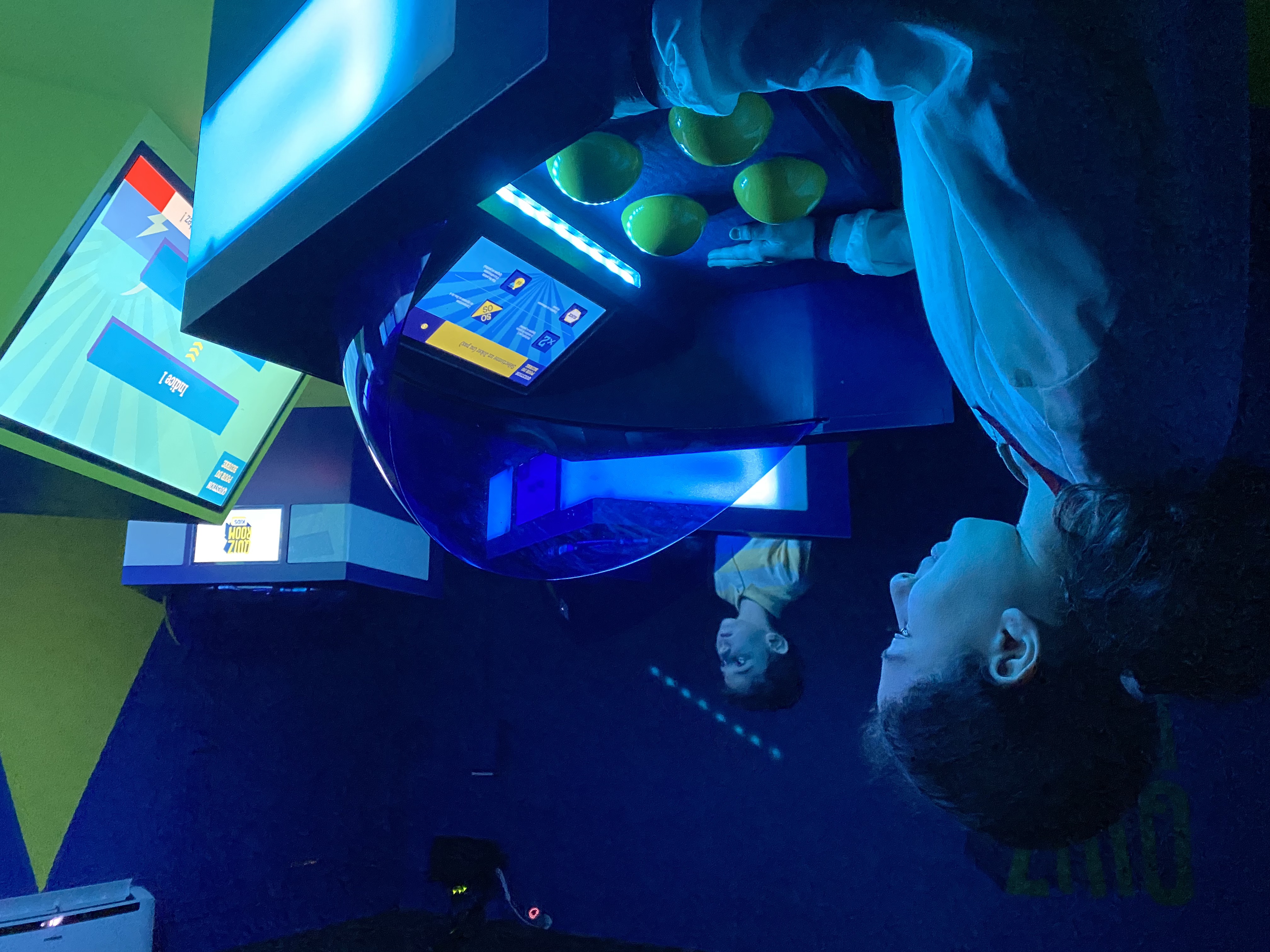 Un groupe d'enfants s'amusent à Quiz Room St-Germain-en-Laye