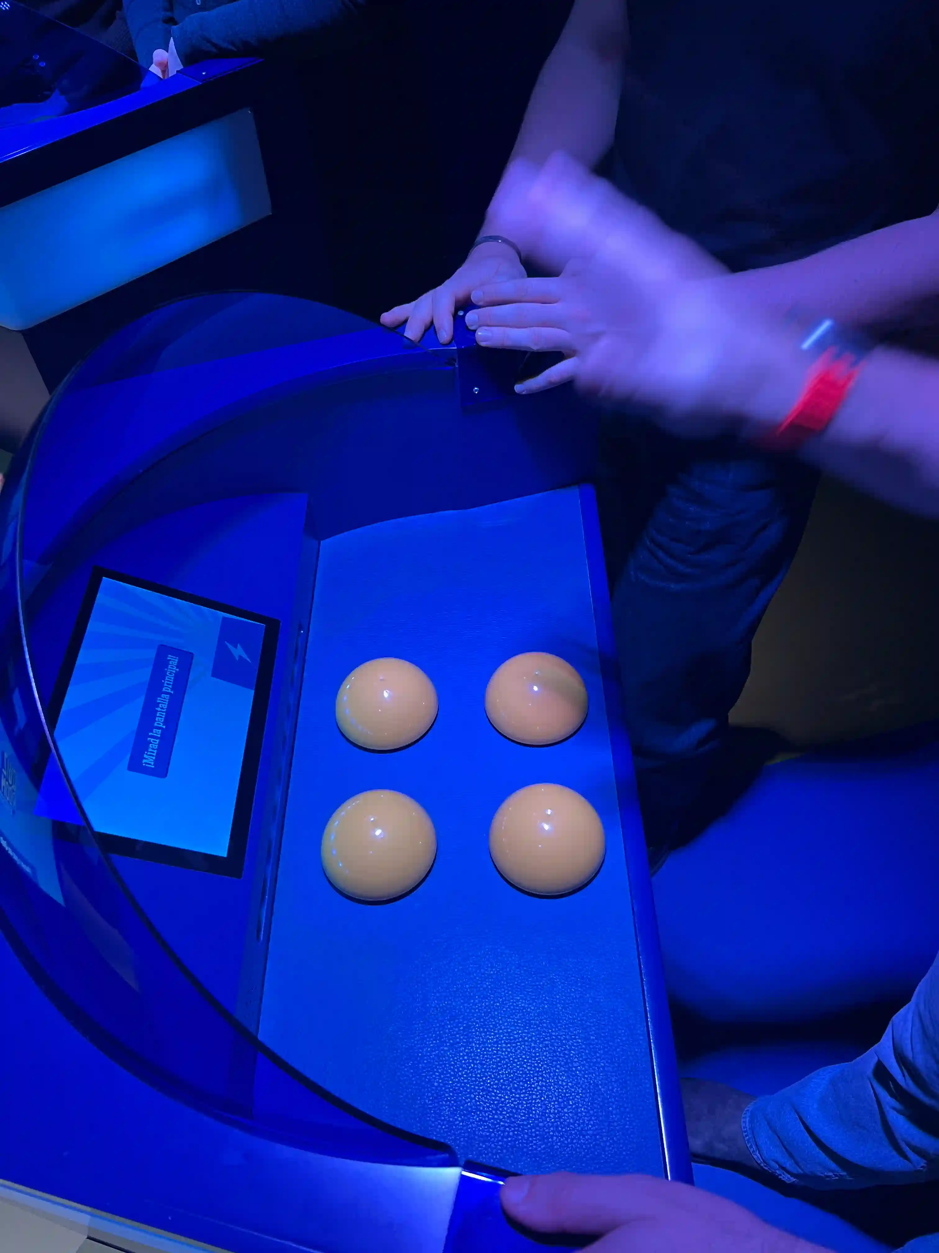 Image de buzzer chez Quiz Room