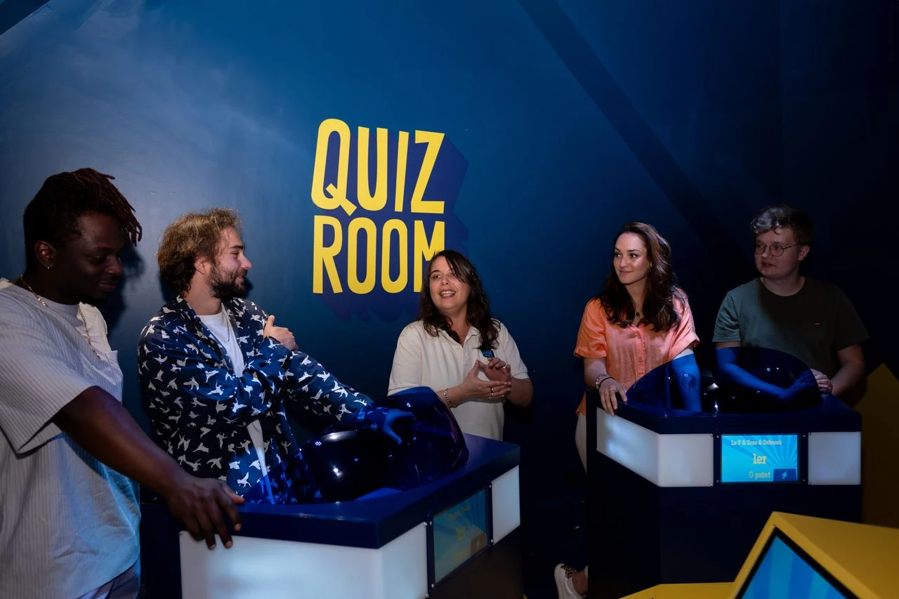 Activité chez Quiz Room groupe de personne, fun