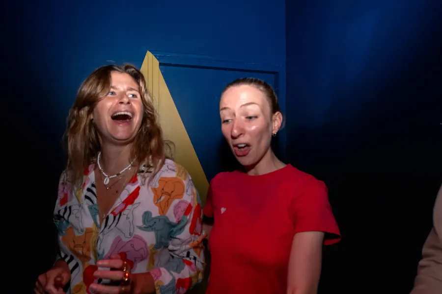 Participants engagés dans une activité Quiz Room