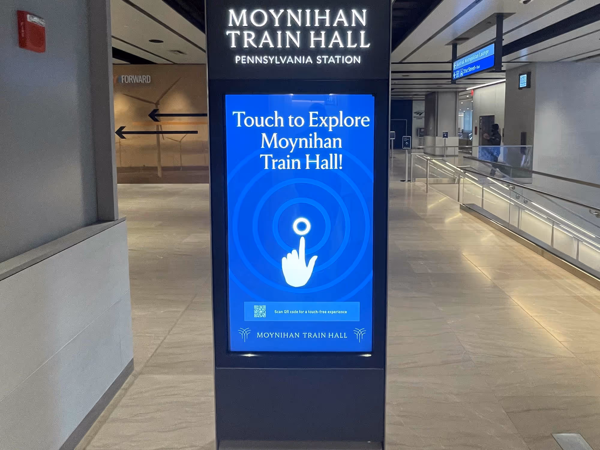 Moynihan Train Hall Wayfinding Units