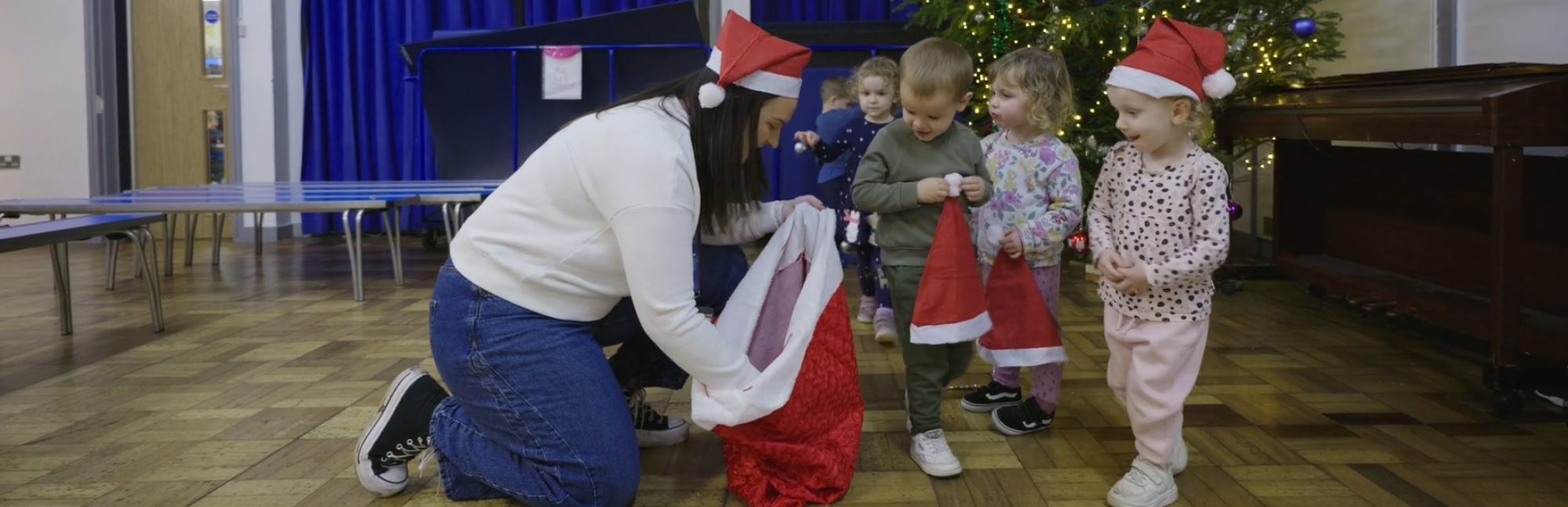 Cards of Kindness connecting communities across the UK